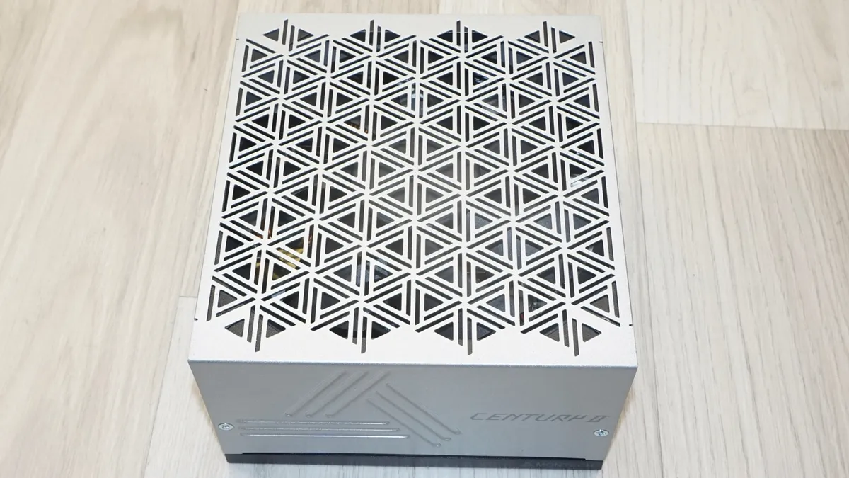 Montech Century II Gold 1050W ATX 3 2