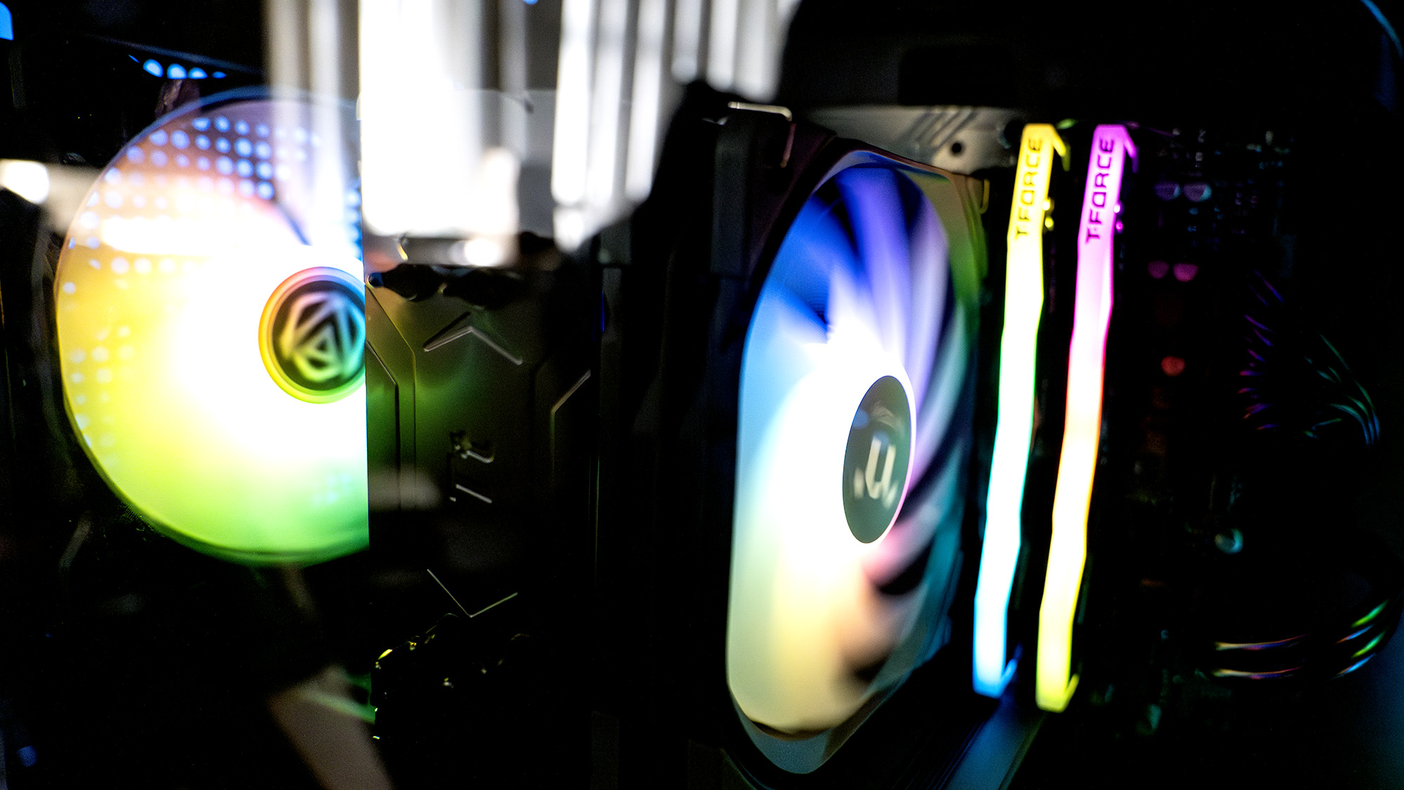 Đánh giá PC gaming ABS Cyclone Aqua - Có phải là lựa chọn tối ưu cho game thủ chuyên nghiệp? 15 PC gaming ABS Cyclone Aqua 6