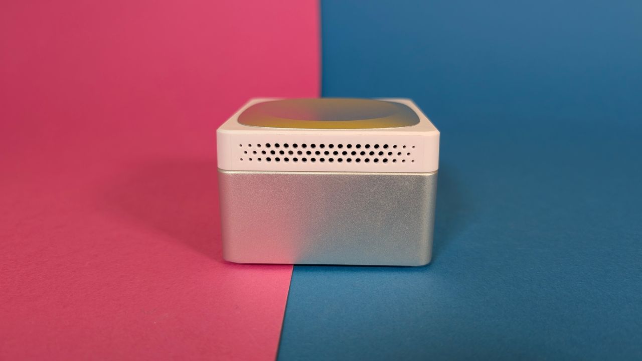 Đánh giá PC mini Aoostar T8: Kích cỡ chỉ bằng lòng bàn tay nhưng đầy đủ chức năng với Intel N100 18 PC mini Aoostar T8 3