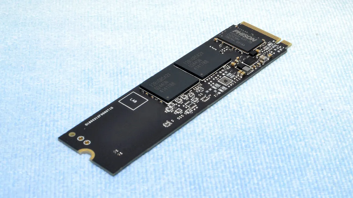 Đánh giá ổ SSD PNY CS2150 2TB: Dung lượng lớn, hiệu suất cao – Liệu có phải là lựa chọn đáng giá? 45 PNY CS2150 1