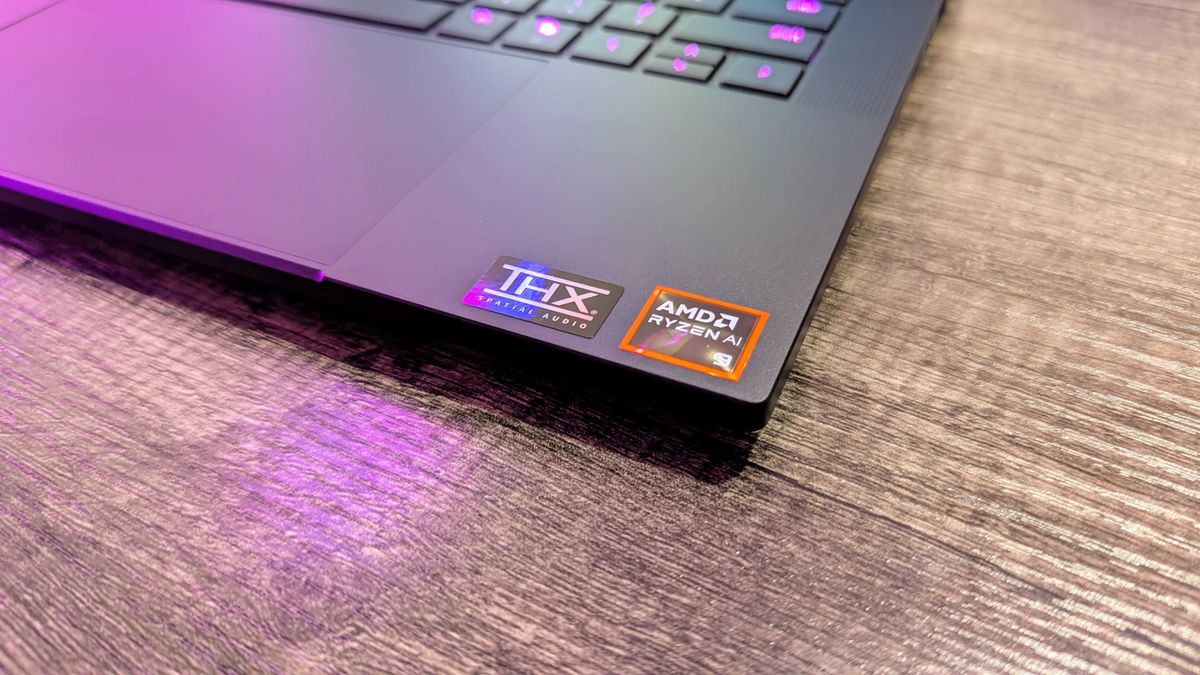 Razer Blade 14 2025 16