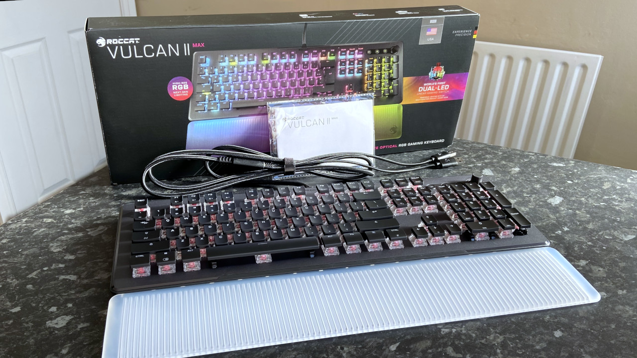 Roccat Vulcan II Max 6