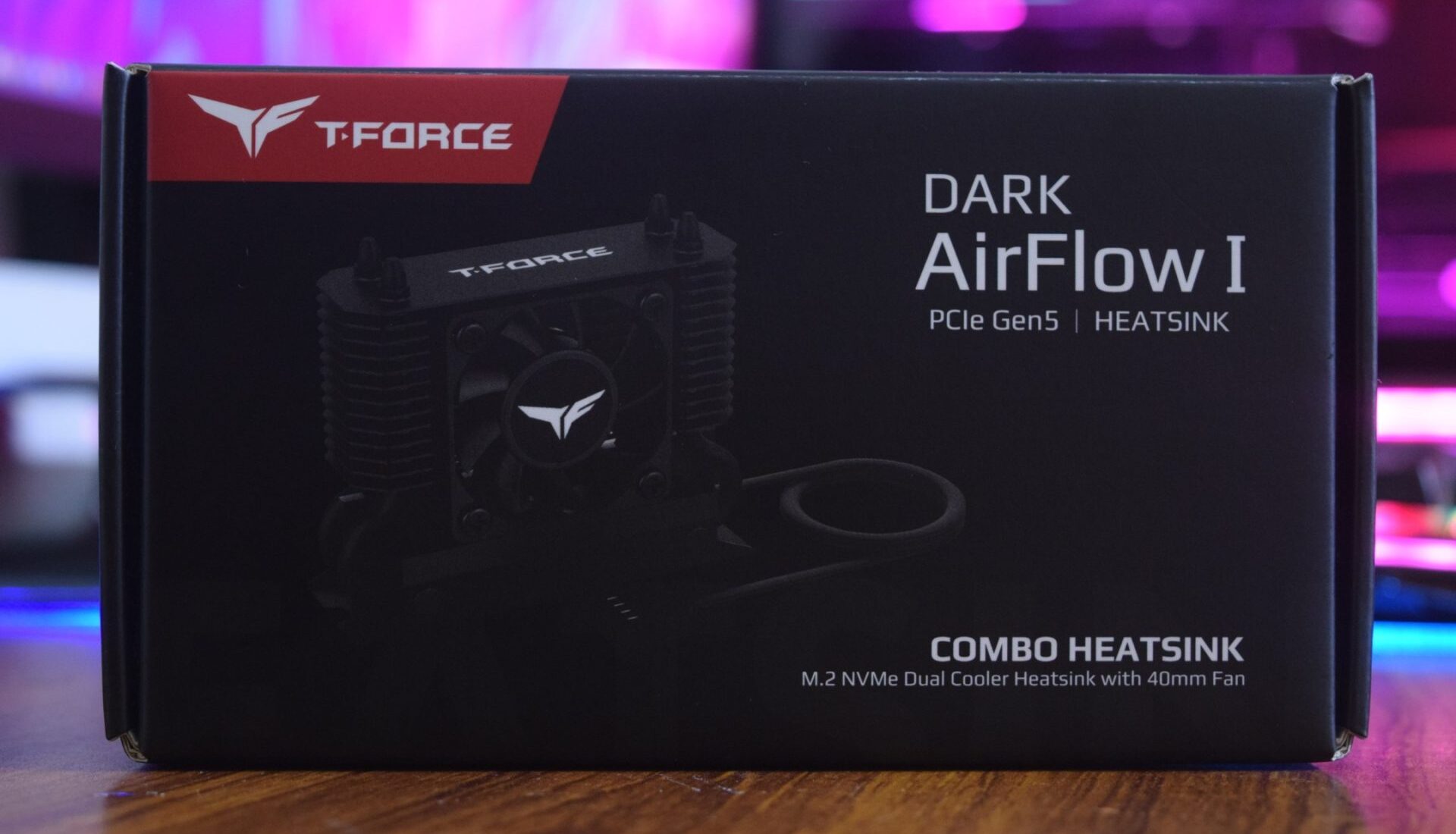 Đánh giá bộ làm mát SSD TeamGroup T-Force DARK AirFlow 1: Có đáng để đầu tư cho SSD của bạn? 15 SSD TeamGroup T Force DARK AirFlow 1 10 e1751108958457