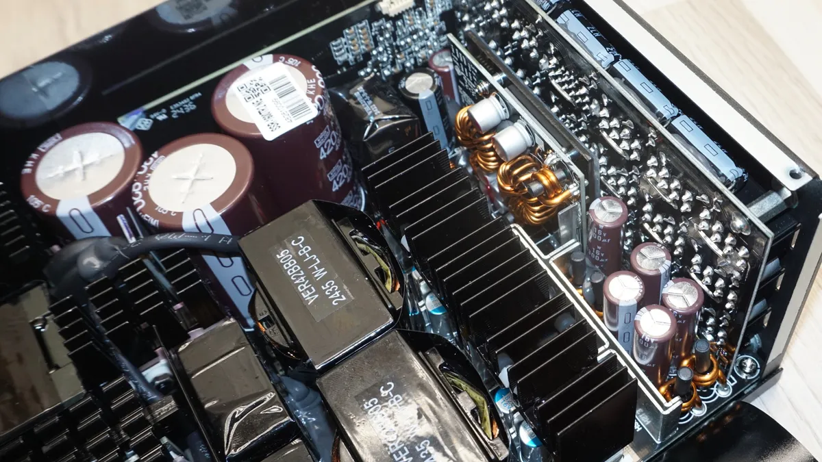 Đánh giá bộ nguồn Seasonic Prime TX-1600 Noctua Edition: Liệu đây có phải bộ nguồn mơ ước của mọi game thủ? 55 Seasonic Prime TX 1600 Noctua Edition 1