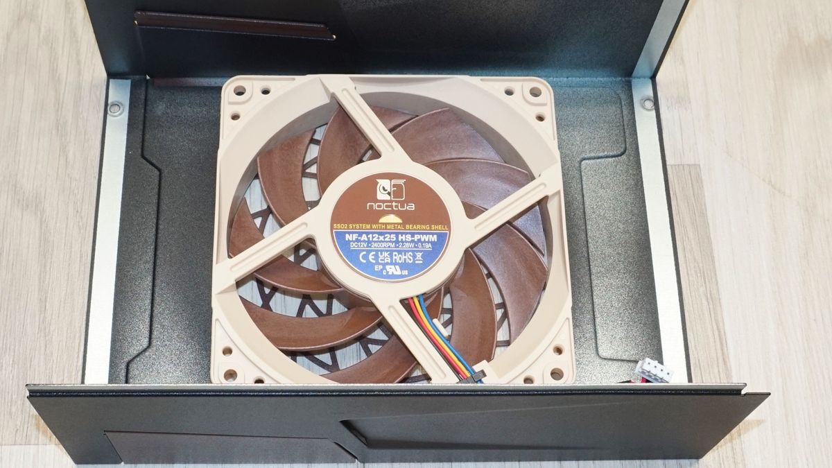 Đánh giá bộ nguồn Seasonic Prime TX-1600 Noctua Edition: Liệu đây có phải bộ nguồn mơ ước của mọi game thủ? 36 Seasonic Prime TX 1600 Noctua Edition 13