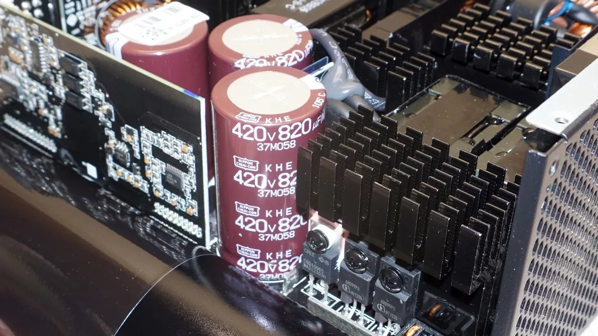 Đánh giá bộ nguồn Seasonic Prime TX-1600 Noctua Edition: Liệu đây có phải bộ nguồn mơ ước của mọi game thủ? 39 Seasonic Prime TX 1600 Noctua Edition 4