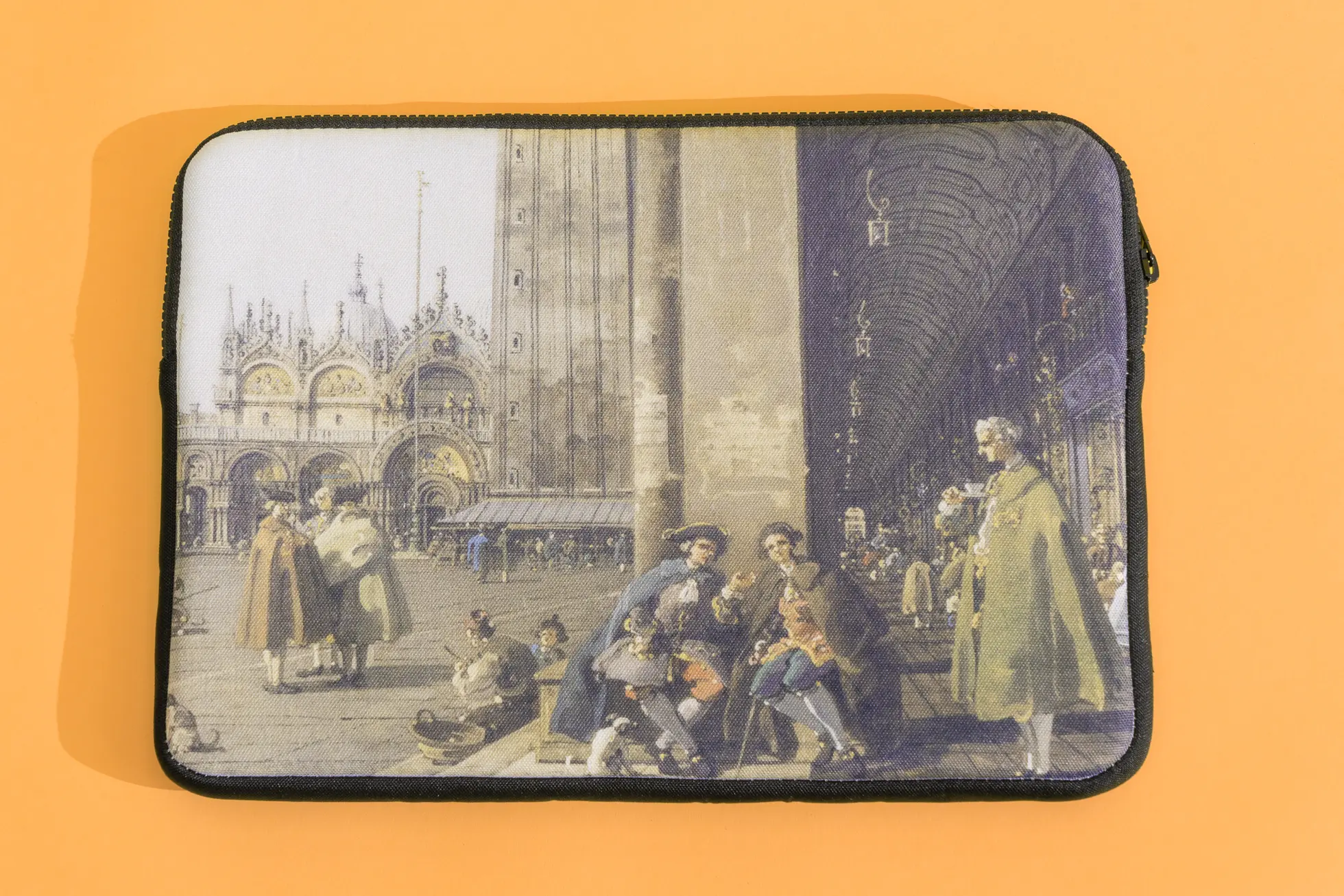 Top những chiếc túi đựng laptop & MacBook tốt nhất hiện nay: Lựa chọn nào tốt hơn? 20 Society6 Laptop Sleeve 1