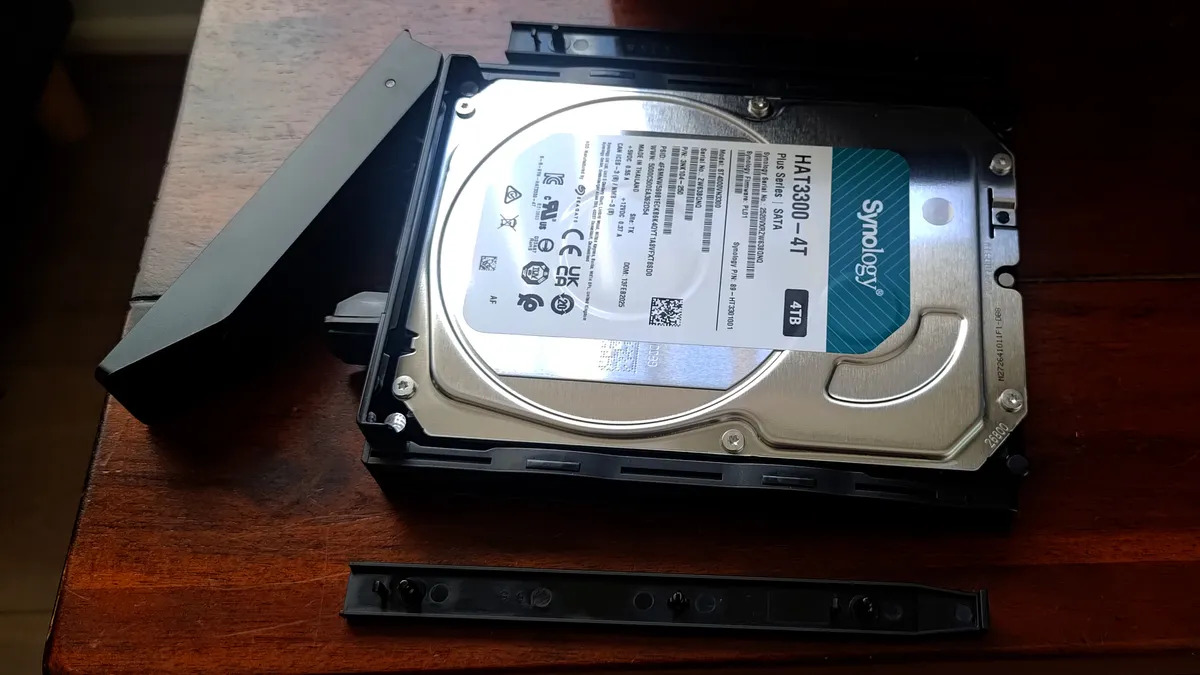 Synology DiskStation DS925 9