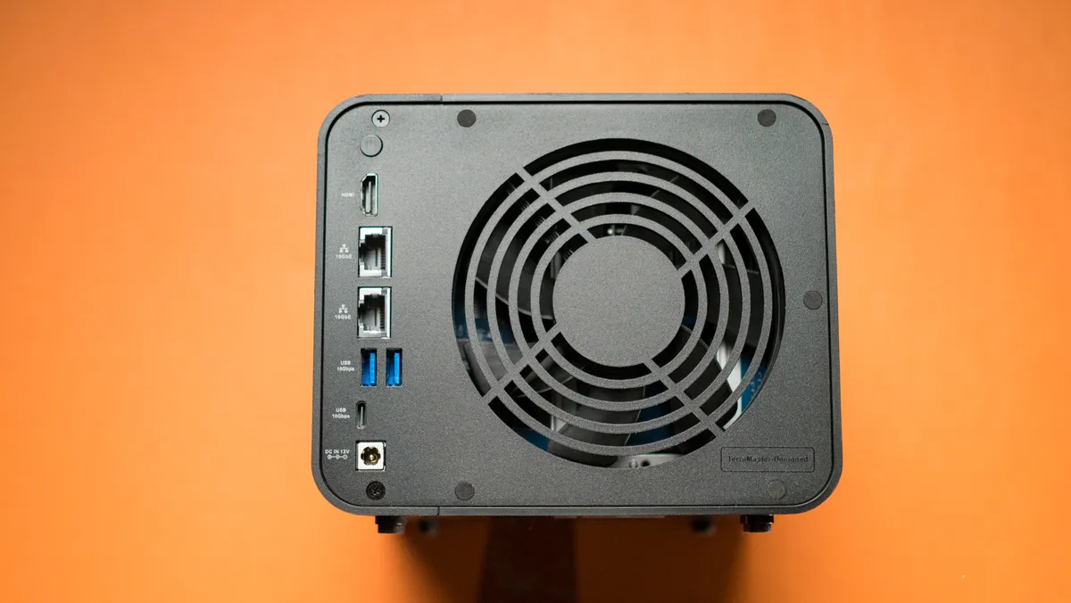 TerraMaster F4 424 Max 11