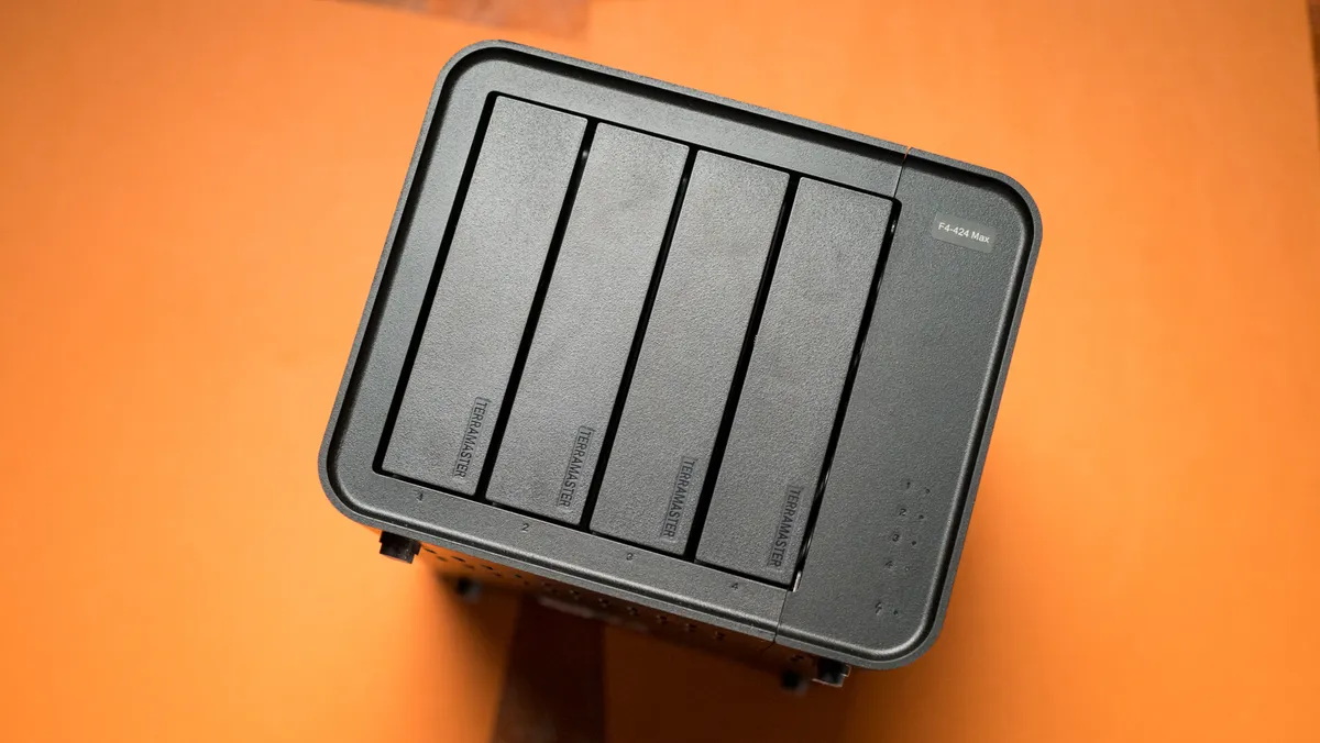 TerraMaster F4 424 Max 13