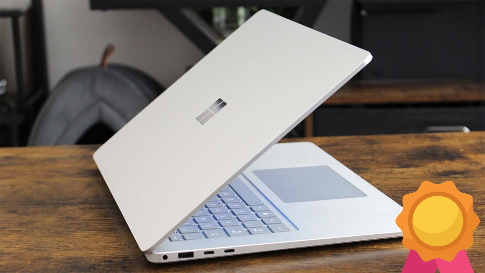 Top 6 laptop Copilot+ tốt nhất 2025: Máy tính xách tay AI đỉnh cao với chip Qualcomm, Intel và AMD 9 Top 6 laptop Copilot tot nhat 2025 May tinh xach tay AI dinh cao voi chip Qualcomm Intel va AMD 1