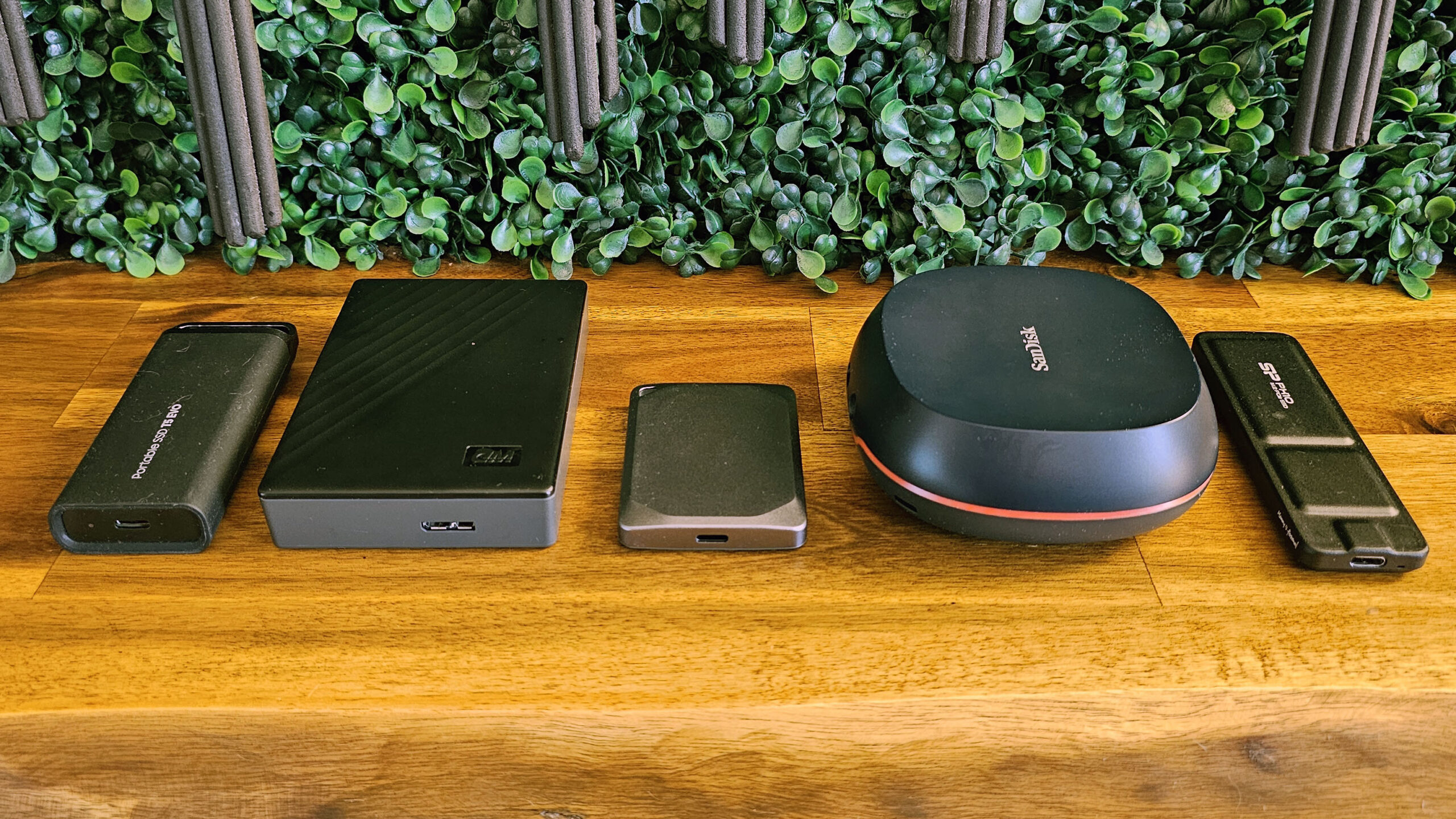 Đánh giá ổ cứng Western Digital My Passport (6TB): Ổ cứng di động tuyệt vời cho mọi nhu cầu dữ liệu 16 Western Digital My Passport 6TB 2 scaled