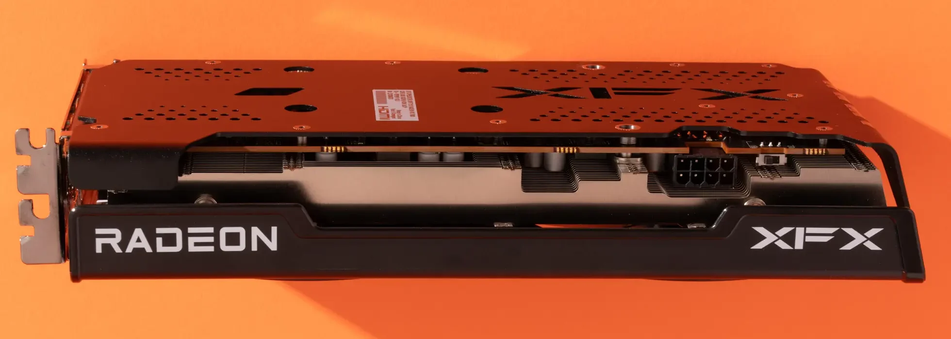 XFX Speedster SWFT 210 AMD Radeon RX 7600 1 e1750144116180