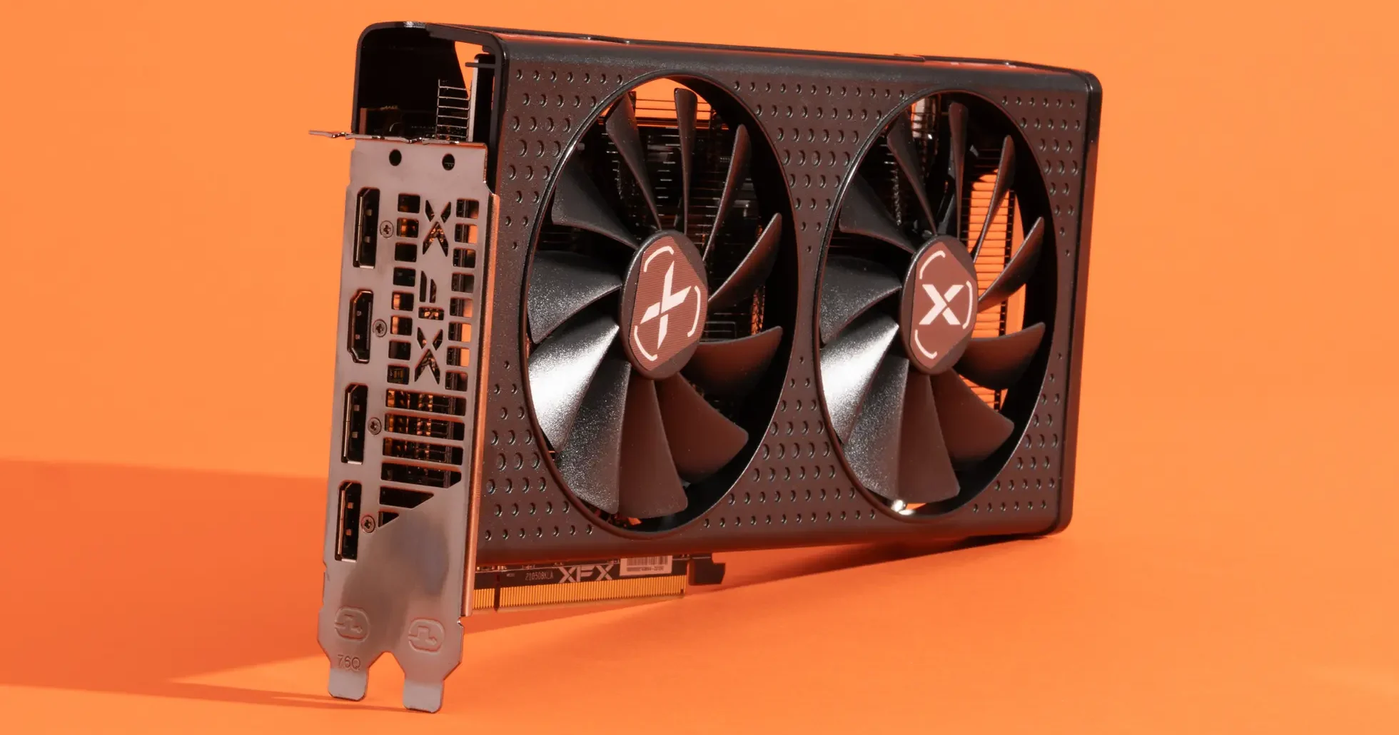 XFX Speedster SWFT 210 AMD Radeon RX 7600 3 e1750144066212