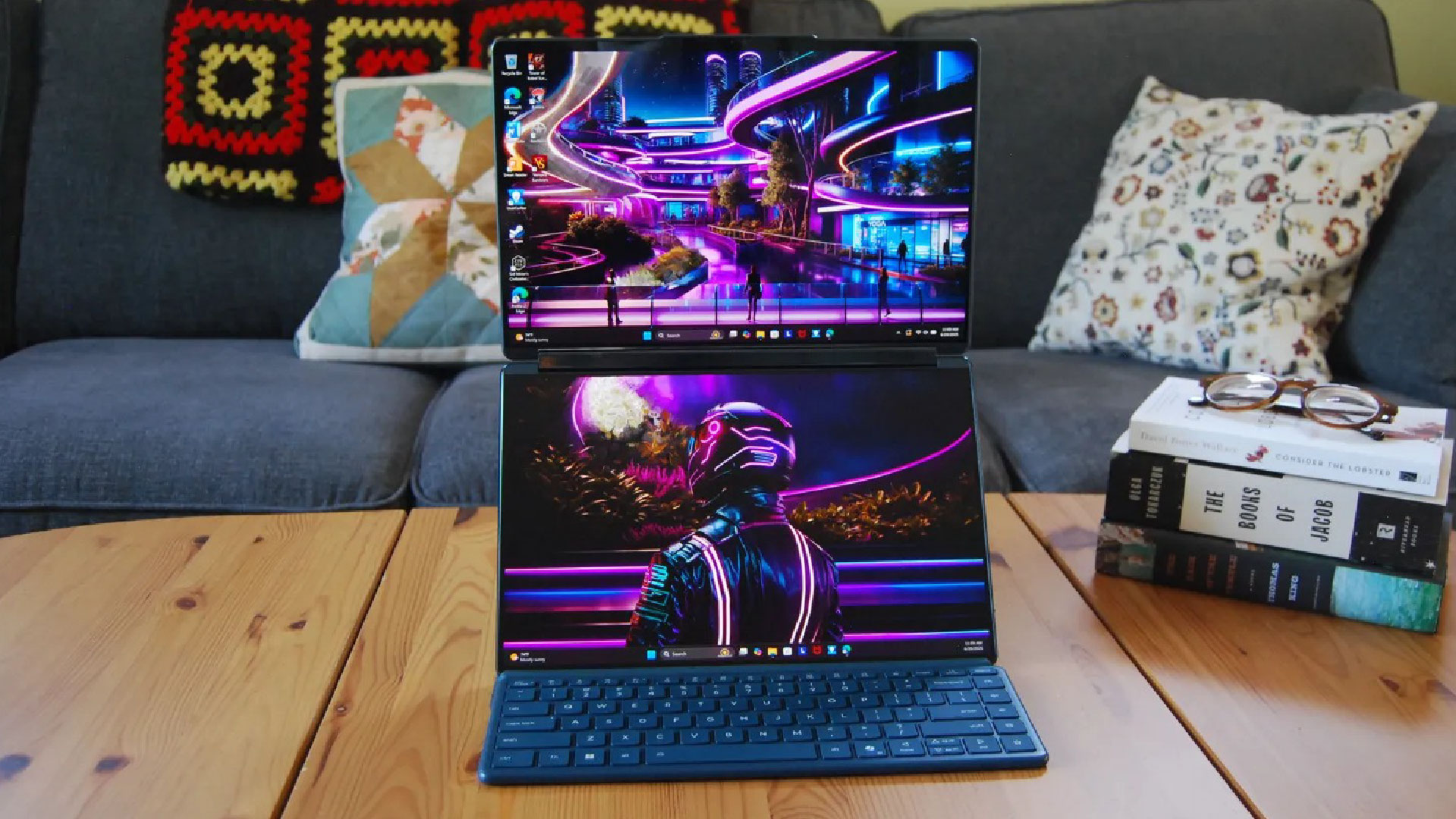 Đánh giá Lenovo Yoga Book 9i Gen 10: Đỉnh cao Laptop màn hình kép, sáng tạo không giới hạn 1 Yoga Book 9i Gen10 1 01