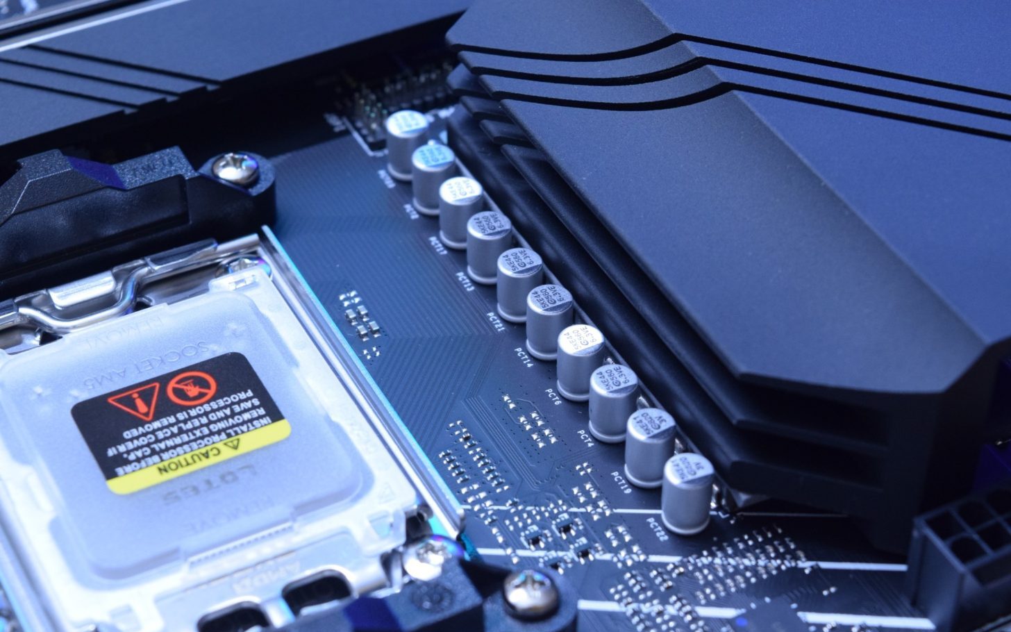 Đánh giá bo mạch chủ Biostar B850MT-E PRO: Có đủ sức gánh vác dàn PC của bạn? 75 bo mach chu Biostar B850MT E PRO 12 e1751263301325