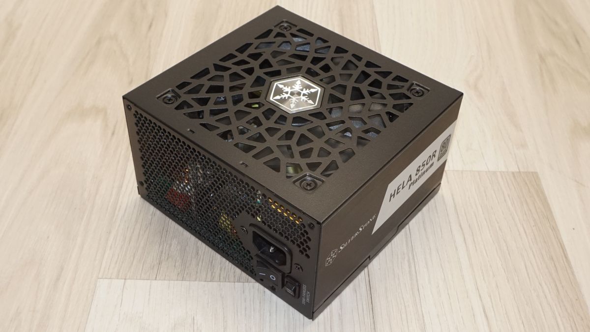 Đánh giá bộ nguồn SilverStone Hela 850R Platinum - Liệu có phải là lựa chọn tốt nhất cho PC của bạn? 33 bo nguon SilverStone Hela 850R Platinum 11