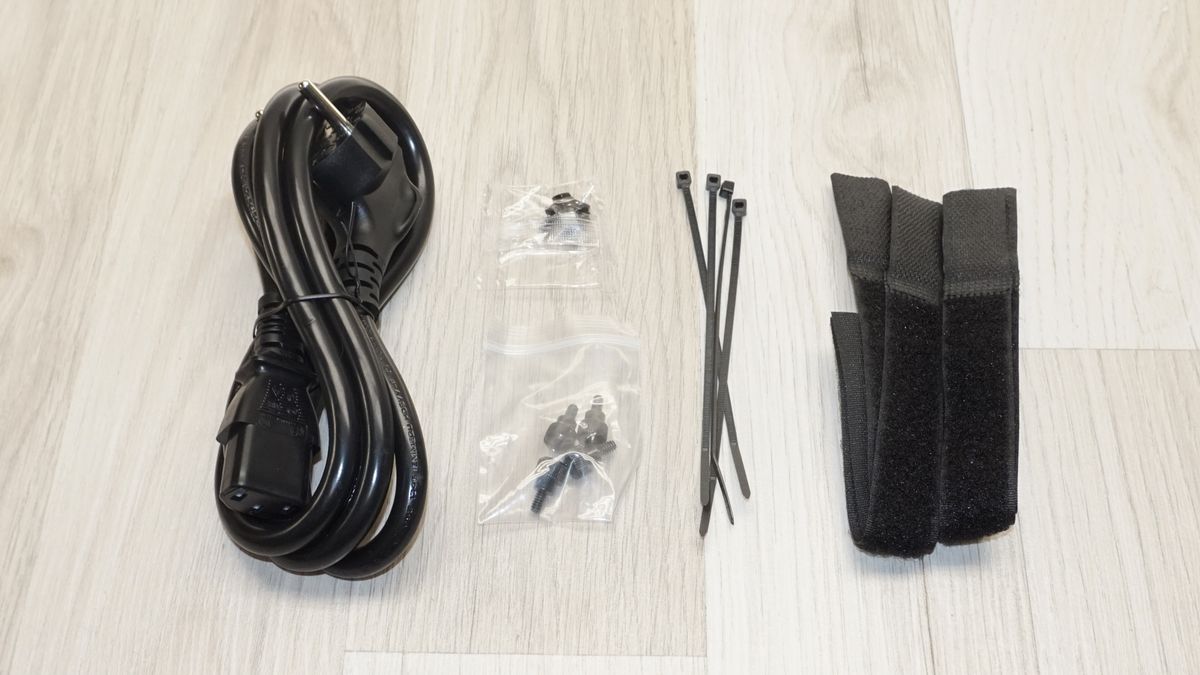 Đánh giá bộ nguồn SilverStone Hela 850R Platinum - Liệu có phải là lựa chọn tốt nhất cho PC của bạn? 31 bo nguon SilverStone Hela 850R Platinum 13