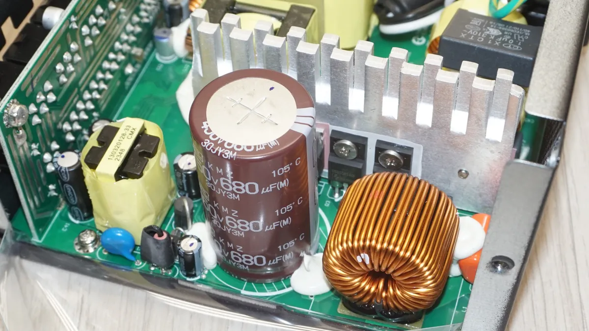 Đánh giá bộ nguồn SilverStone Hela 850R Platinum - Liệu có phải là lựa chọn tốt nhất cho PC của bạn? 39 bo nguon SilverStone Hela 850R Platinum 6