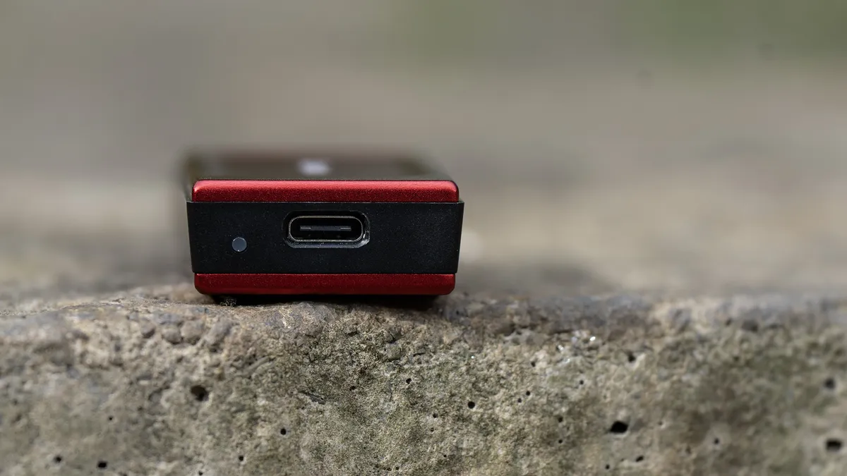 Đánh giá ổ cứng SSD Kingston XS1000R: Nhỏ gọn và tốc độ cao - Liệu có vượt xa kỳ vọng? 9 o cung SSD Kingston XS1000R 5