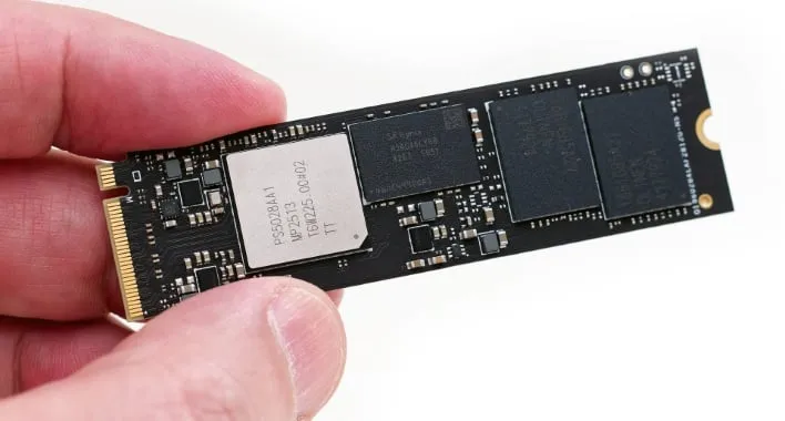 Đánh giá ổ cứng SSD Phison E28: Hiệu năng cao, giá cả cạnh tranh – Lựa chọn lý tưởng cho ai? 71 o cung SSD Phison E28 16