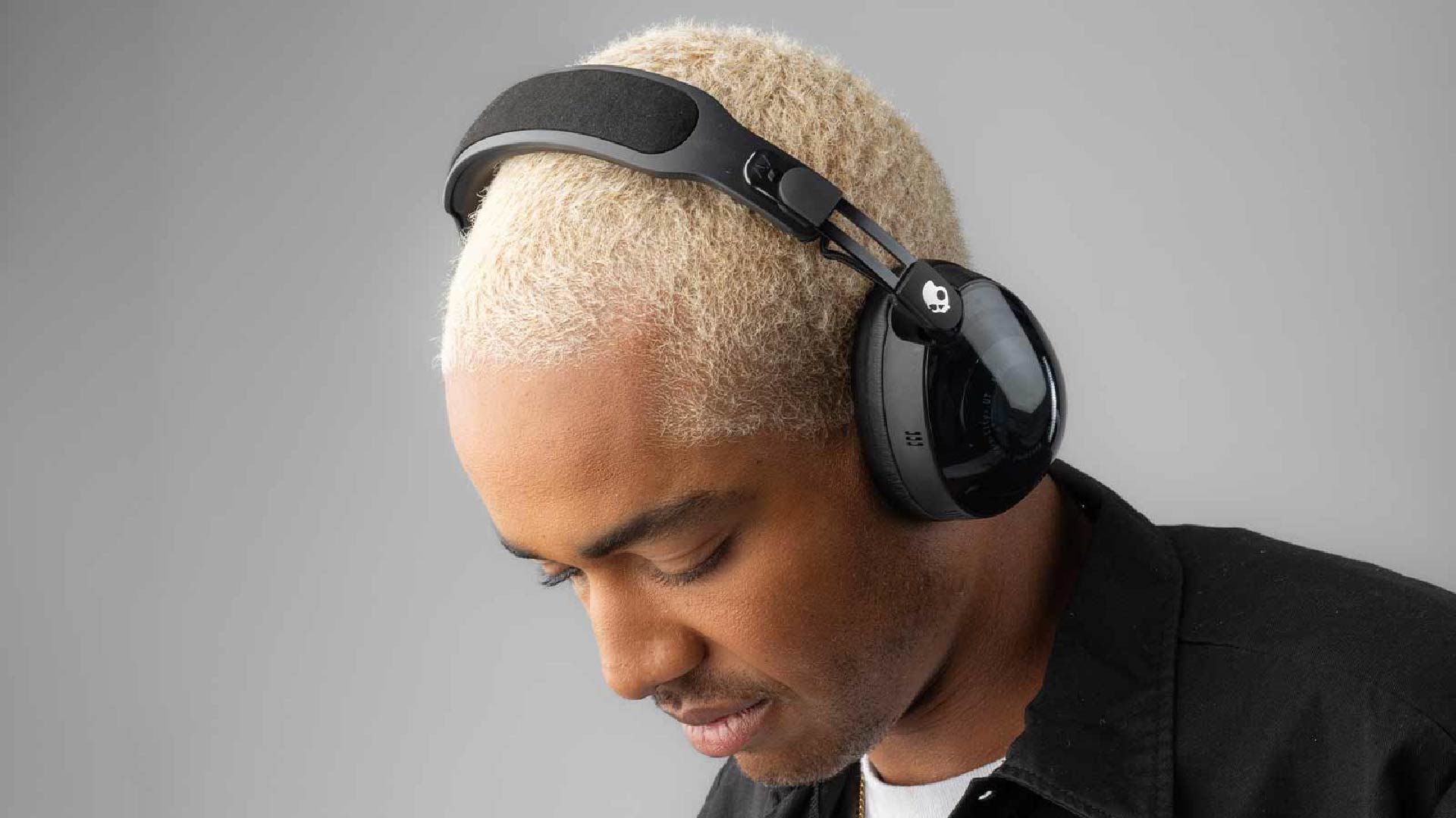 Đánh giá Skullcandy Aviator 900 ANC: Tai nghe chống ồn phong cách, âm thanh đầy cá tính 1 01 01 38