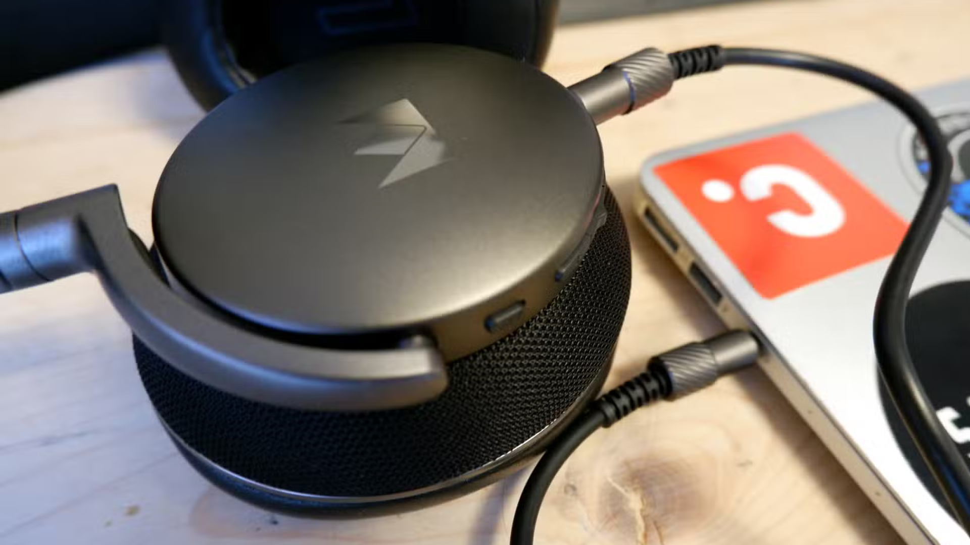 6 lý do tai nghe không dây đánh bại tai nghe có dây 5 6 ly do tai nghe khong day danh bai tai nghe co day 2