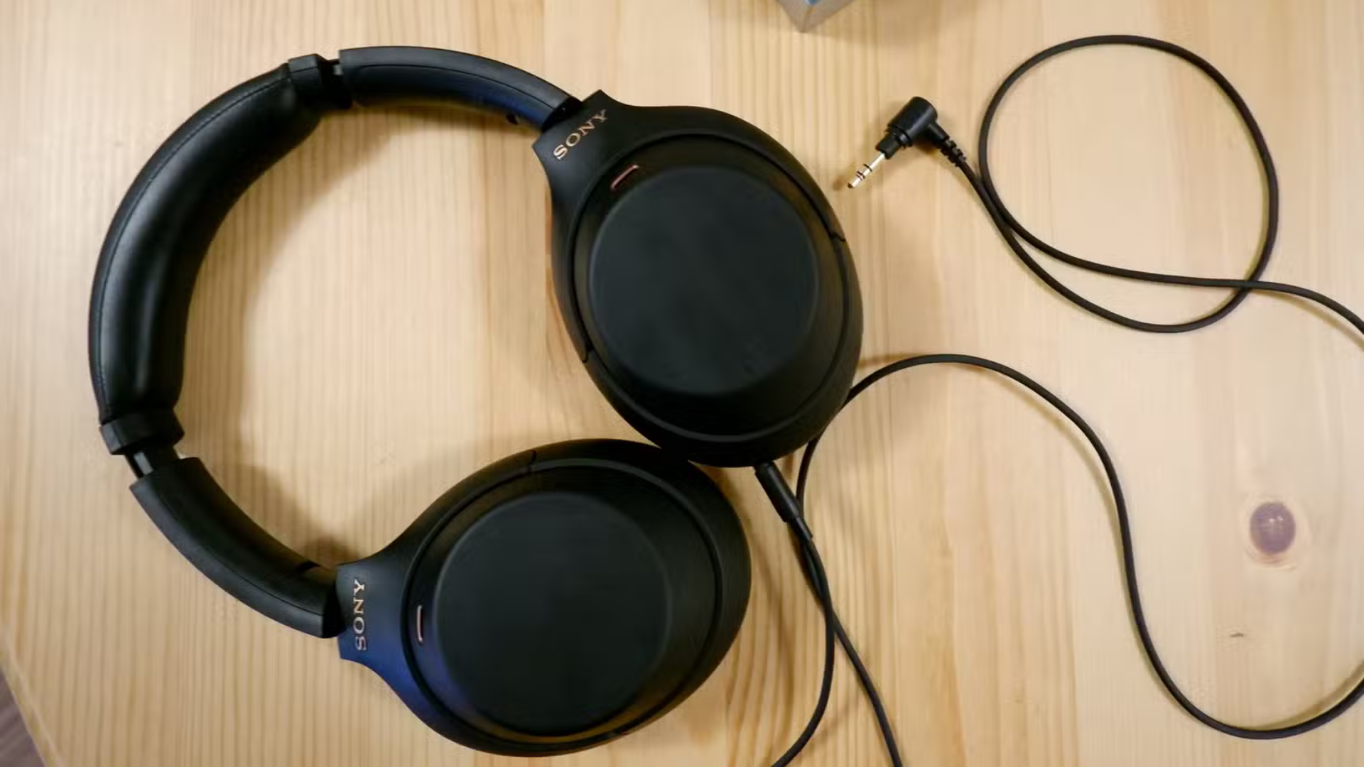 6 lý do tai nghe không dây đánh bại tai nghe có dây 4 6 ly do tai nghe khong day danh bai tai nghe co day 3