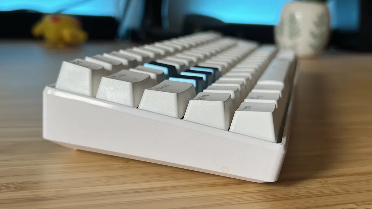 Đánh giá Acer Predator Aethon 330: Trải nghiệm gõ phím tactile, tiết kiệm không gian 18 7Acer Predator Aethon 330 6