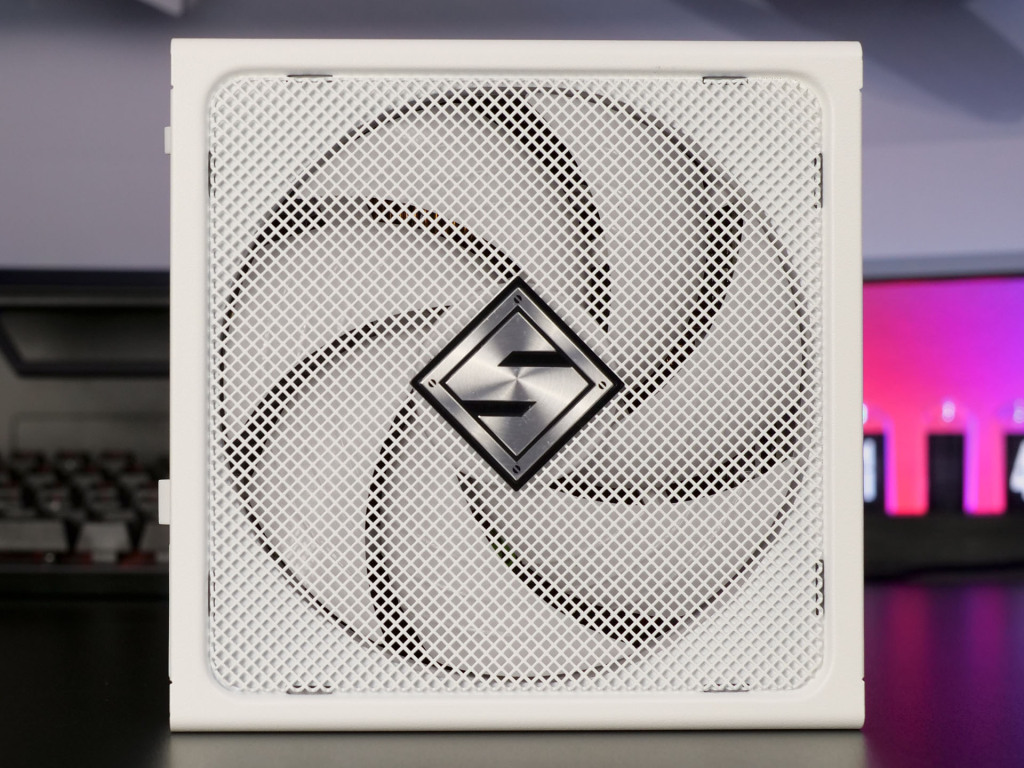 Đánh giá ASRock Steel Legend SL-850GW White: Nhỏ gọn, hiệu quả và yên tĩnh - Lựa chọn lý tưởng cho dàn PC trắng 25 ASRock Steel Legend SL 850GW White 6