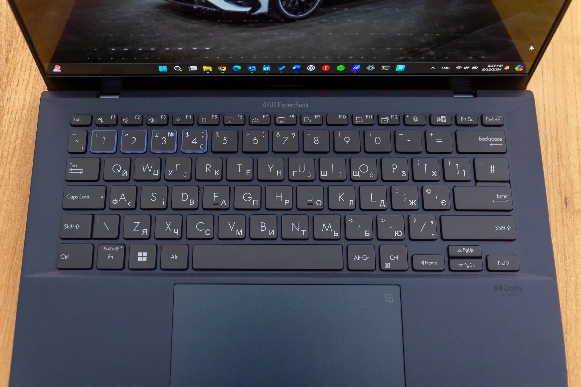 Đánh giá ASUS ExpertBook B9 OLED (B9403CVAR): Màn hình OLED đỉnh cao nâng tầm trải nghiệm làm việc. 64 ASUS ExpertBook B9 OLED B9403CVAR 22