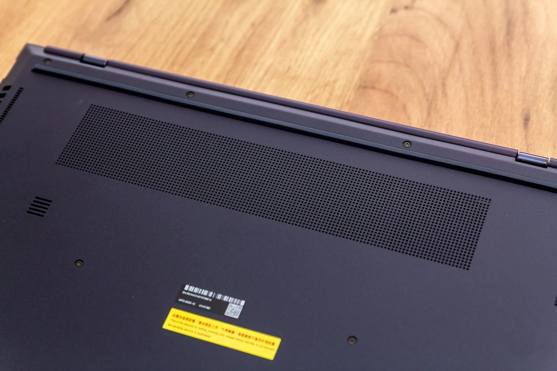 Đánh giá ASUS ExpertBook B9 OLED (B9403CVAR): Màn hình OLED đỉnh cao nâng tầm trải nghiệm làm việc. 81 ASUS ExpertBook B9 OLED B9403CVAR 5