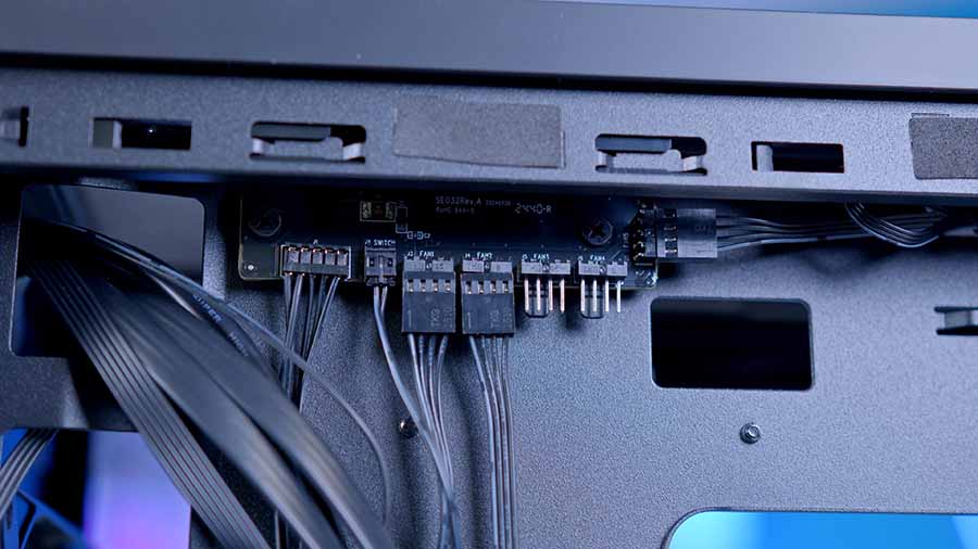 Khám Phá ASUS ProArt PA401: Vỏ máy tối giản, hiệu năng tối đa cho người làm việc chuyên nghiệp 26 ASUS ProArt PA401 Case 9