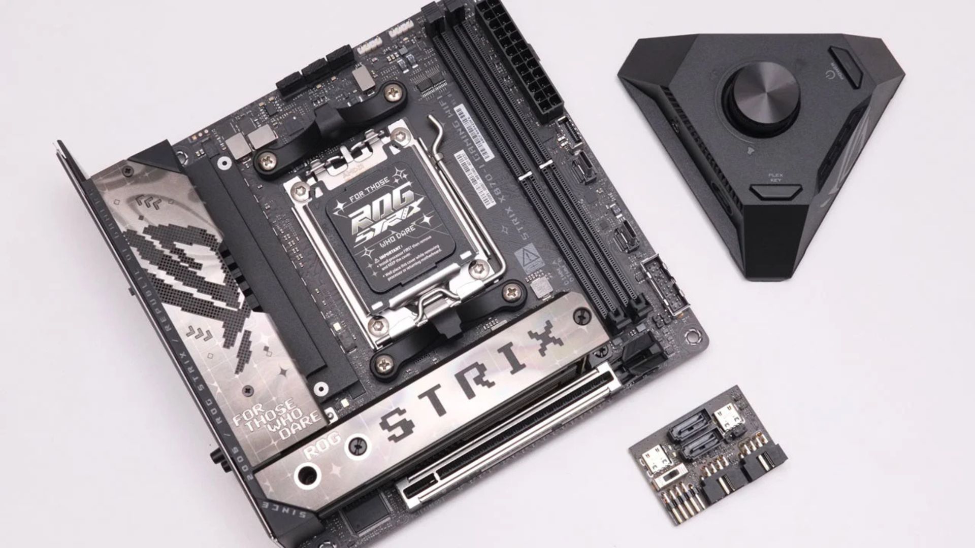 Đánh giá bo mạch chủ ASUS ROG Strix X870-I Gaming WiFi: Nhỏ gọn, mạnh mẽ, trải nghiệm gaming hoàn hảo 1 ASUS ROG Strix X870 I Gaming WiFi 3