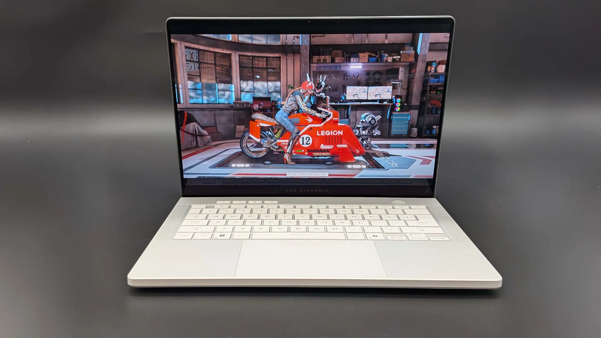 Đánh giá ASUS ROG Zephyrus G14 (2025): Liệu có phải là laptop gaming 14 inch đáng cân nhắc nhất? 1 ASUS ROG Zephyrus G14 2034