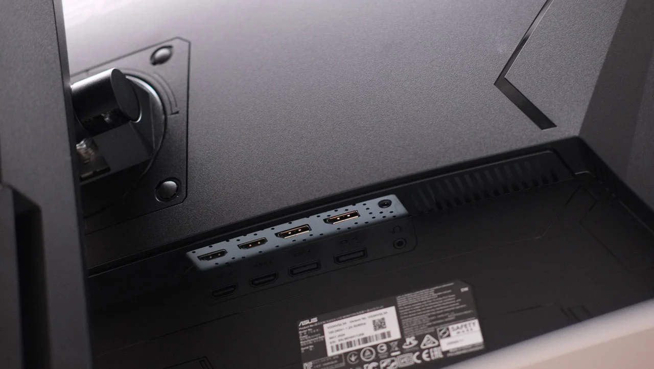 Đánh giá ASUS TUF Gaming VG34VQL3A: Màn hình cong siêu rộng WQHD 180Hz – Tuyệt phẩm cho game thủ. 29 ASUS TUF Gaming VG34VQL3A 10