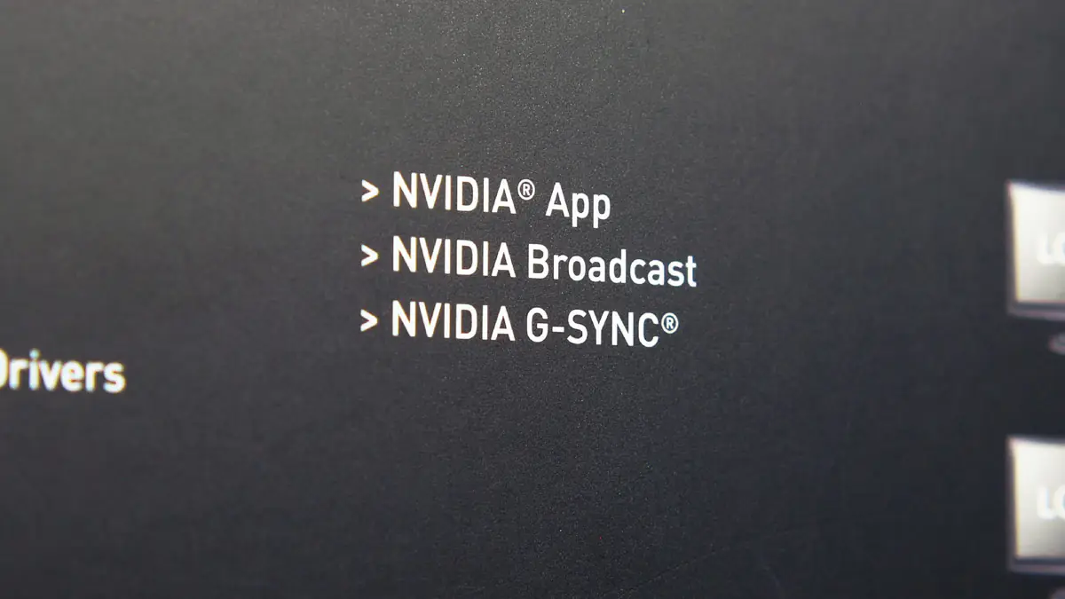 Đánh giá ASUS TUF RTX 5080 16GB - Liệu có phải là card đồ họa tốt nhất cho game thủ 2025? 34 ASUS TUF RTX 5080 16GB 14