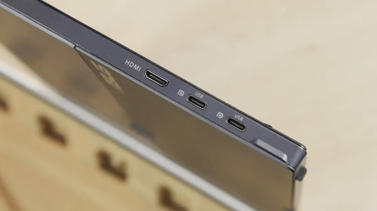 ASUS ZenScreen Touch MB16AHT 6