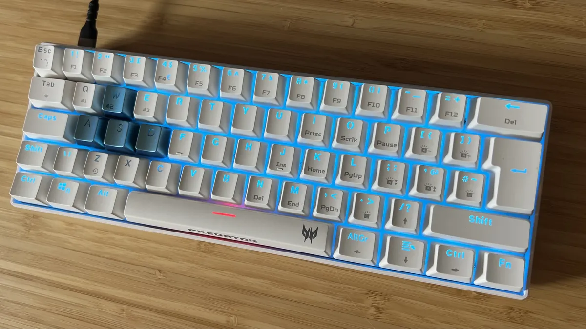 Đánh giá Acer Predator Aethon 330: Trải nghiệm gõ phím tactile, tiết kiệm không gian 19 Acer Predator Aethon 330 7