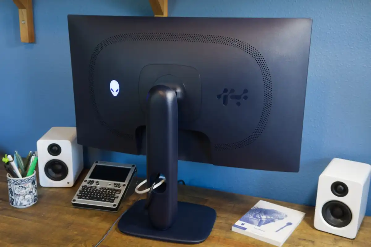 Đánh giá Alienware AW2725D: Màn hình OLED chơi game tuyệt vời với mức giá phải chăng 9 Alienware AW2725D 2