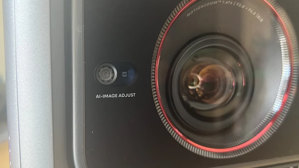 Đánh giá Anker Nebula X1: Máy chiếu di động 4K siêu sáng, âm thanh JBL, pin lâu 12 Anker Nebula X1 3