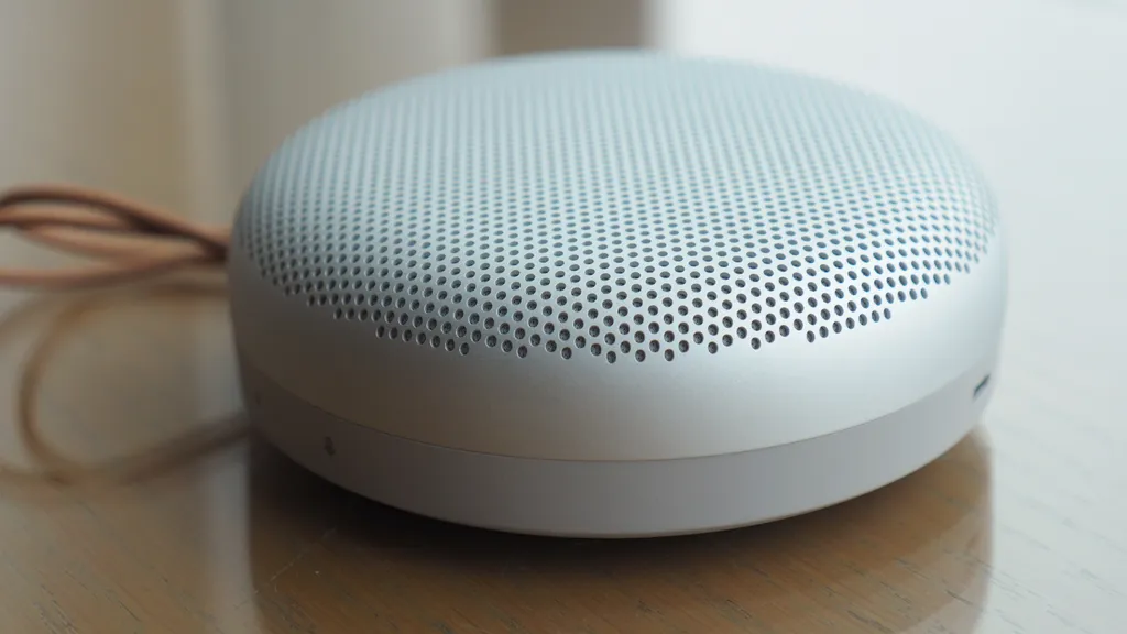 Bang Olufsen A1 Gen 3 5