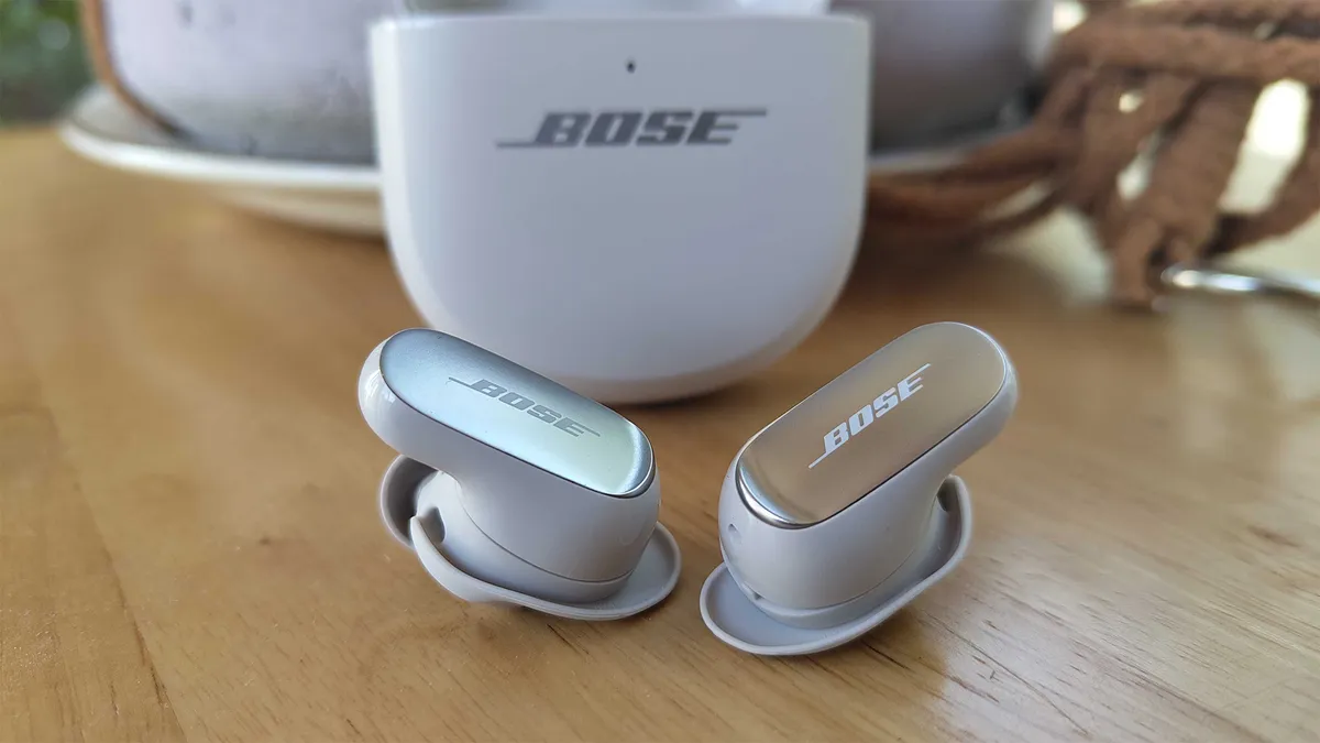 Đánh giá Bose QuietComfort Ultra Earbuds (Thế hệ 2): Chống ồn đỉnh cao và âm thanh sống động 10 Bose QuietComfort Ultra Earbuds 6