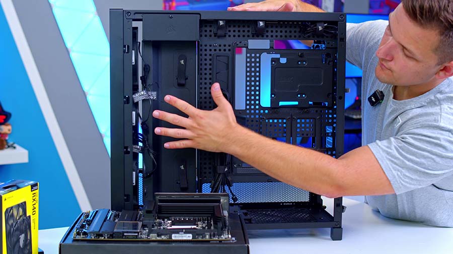 Corsair FRAME 5000D Case 12