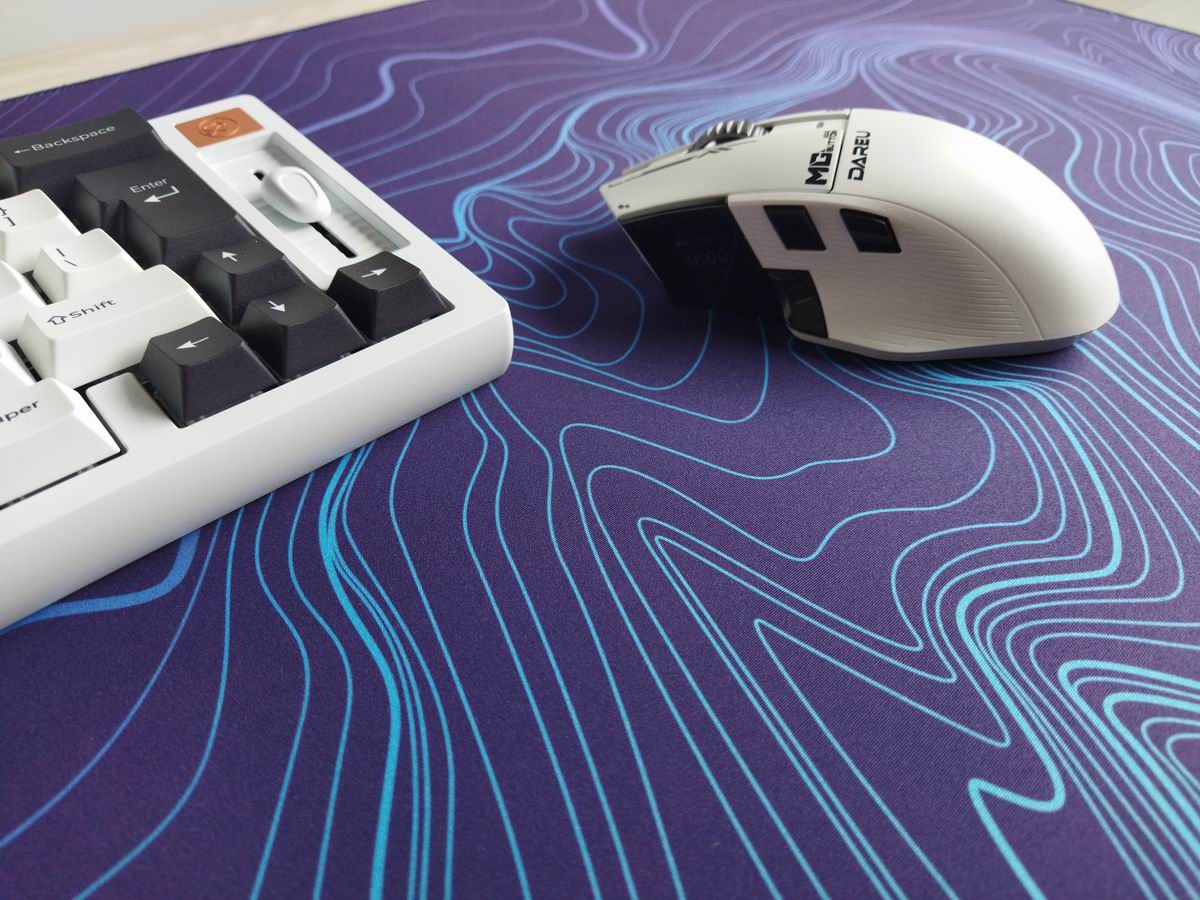 Đánh giá chuột Dareu A980 Pro Max: Chuột Gaming siêu nhẹ, màn TFT độc đáo và hiệu suất đỉnh cao 13 Dareu A980 Pro Max 1