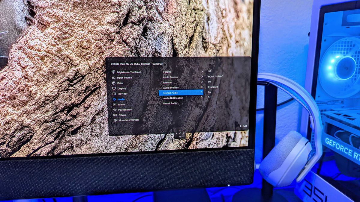 Dell 32 Plus 4K QD OLED 8