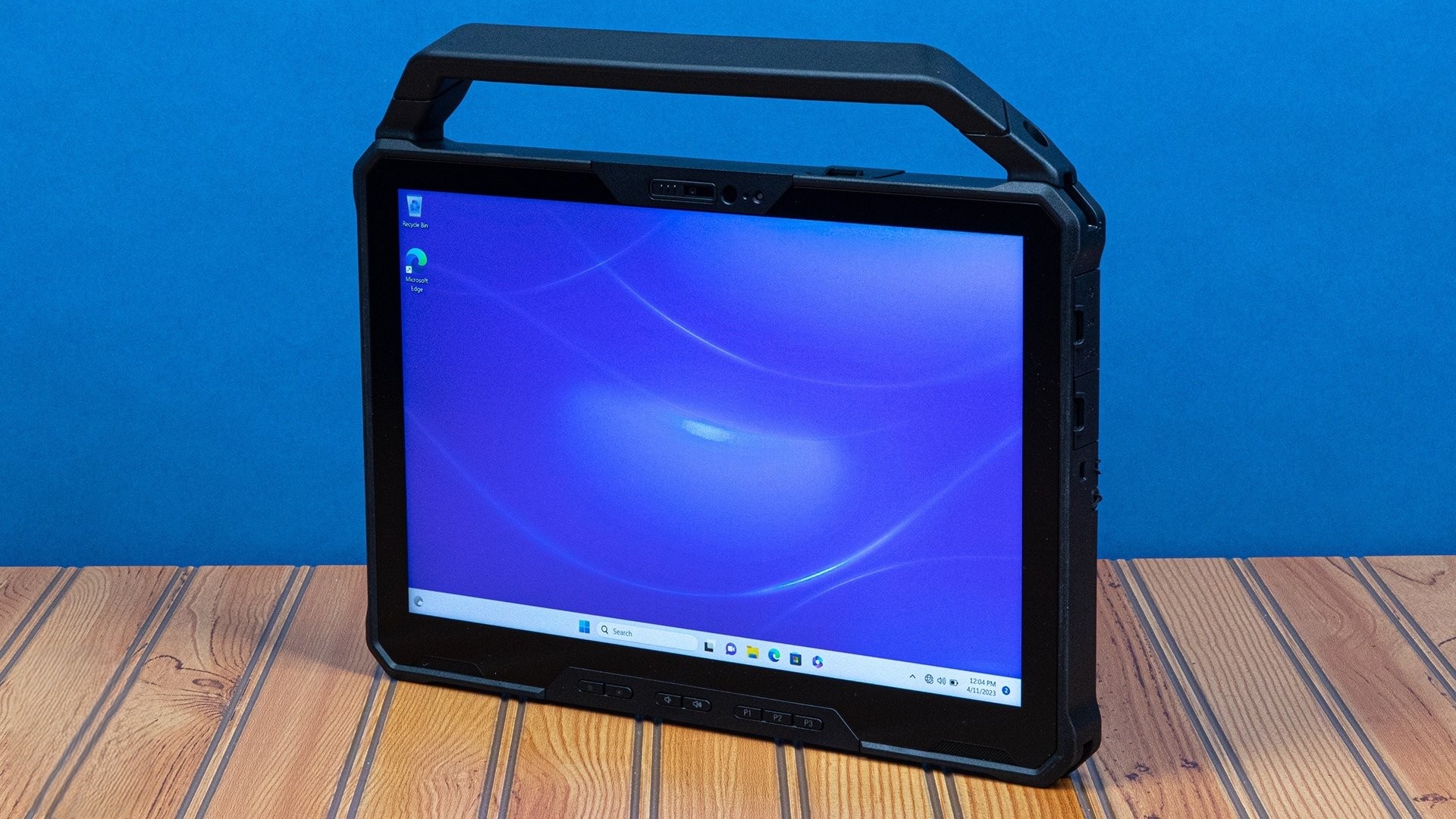 Top những chiếc laptop siêu bền tốt nhất năm 2025: Sức mạnh vượt trội cho mọi môi trường khắc nghiệt 23 Dell Latitude 7230 Rugged Extreme Tablet