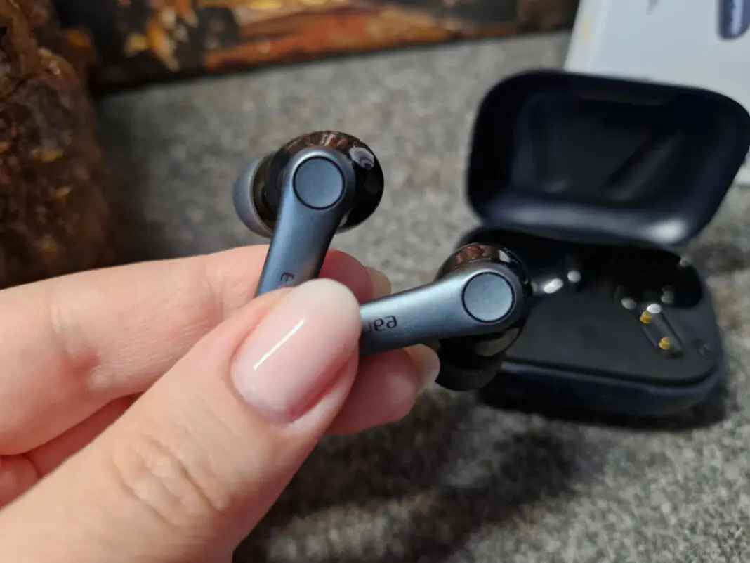 Đánh giá chi tiết EarFun Air Pro 4: Mẫu tai nghe chống ồn chủ động (ANC) đáng sở hữu. 41 EarFun Air Pro 4 3