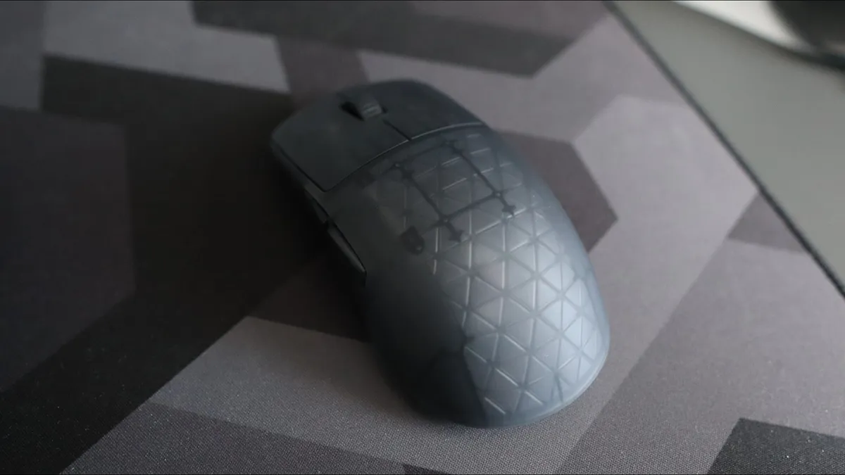 Đánh giá Endgame Gear OP1w 4K: Chuột chơi game siêu nhẹ, hiệu năng mạnh mẽ 13 Endgame Gear OP1w 4K 9