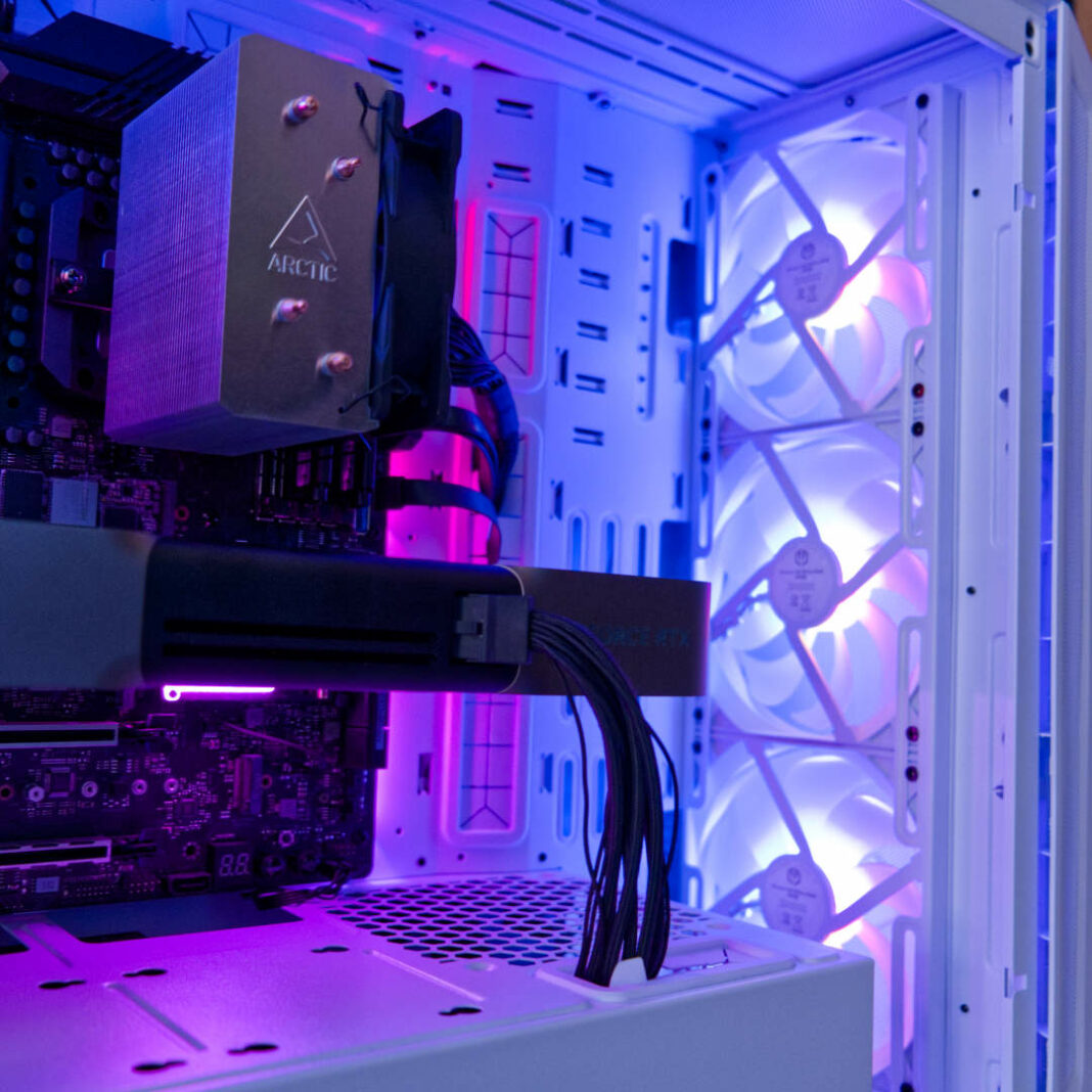 Đánh giá Endorfy Arx 700 ARGB: Thùng máy tầm trung với luồng khí mạnh mẽ và ánh sáng RGB nổi bật 31 Endorfy Arx 700 ARGB 15